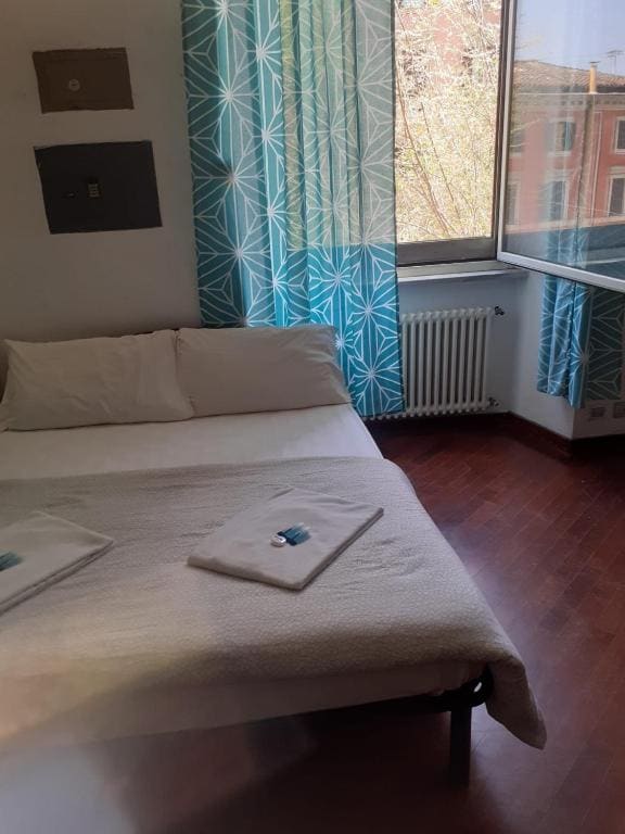 Triple Room with Private Bathroom room - Image 1