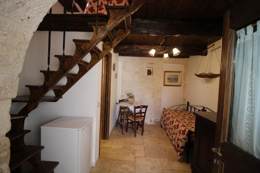 Double Room with Spa Bath room - Image 2