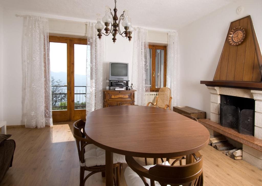 Apartment with Terrace - Annex room - Image 2