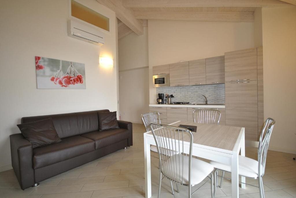 Apartment with Lake View - Annex room - Image 2