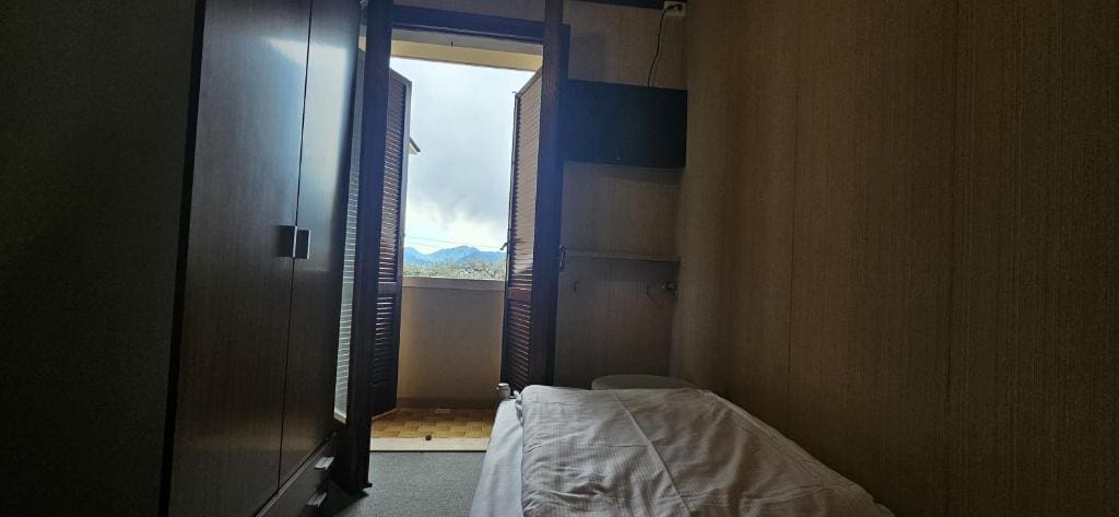 Single Room with Balcony - Depandance room - Image 2