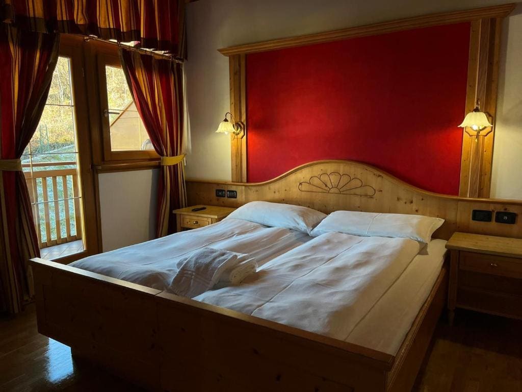Superior Double Room room - Image 3