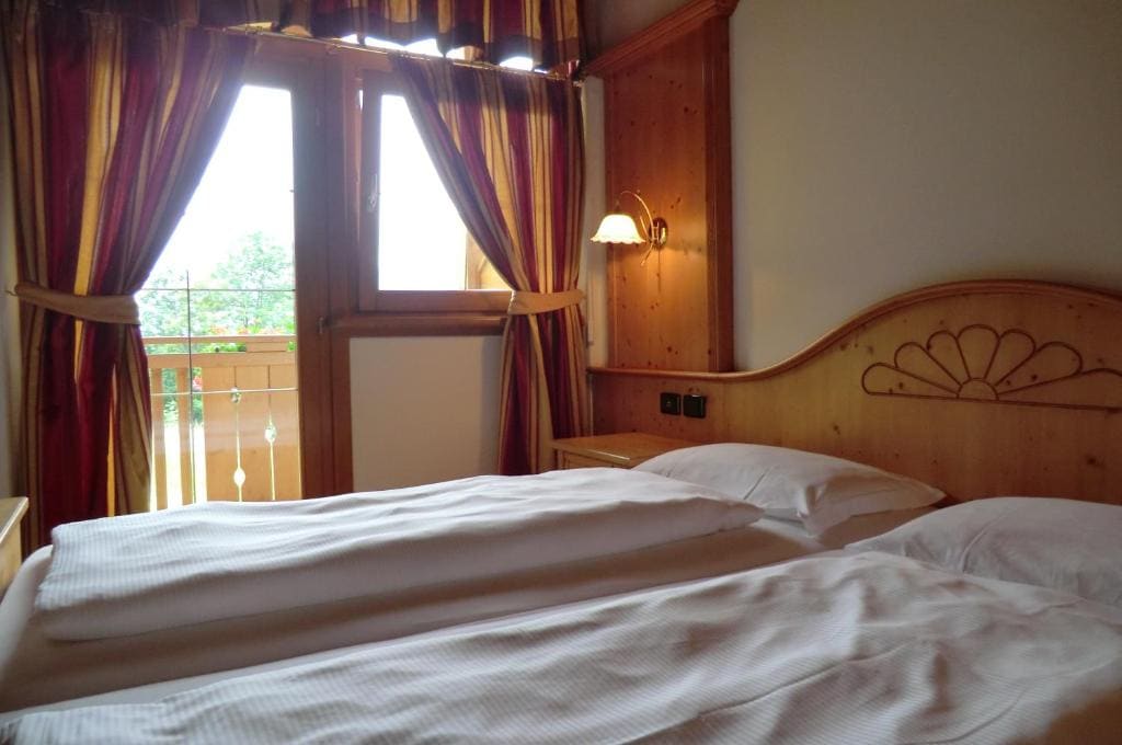 Superior Double Room room - Image 2