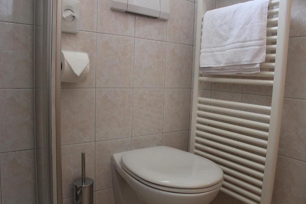 Economy Single Room room - Image 2