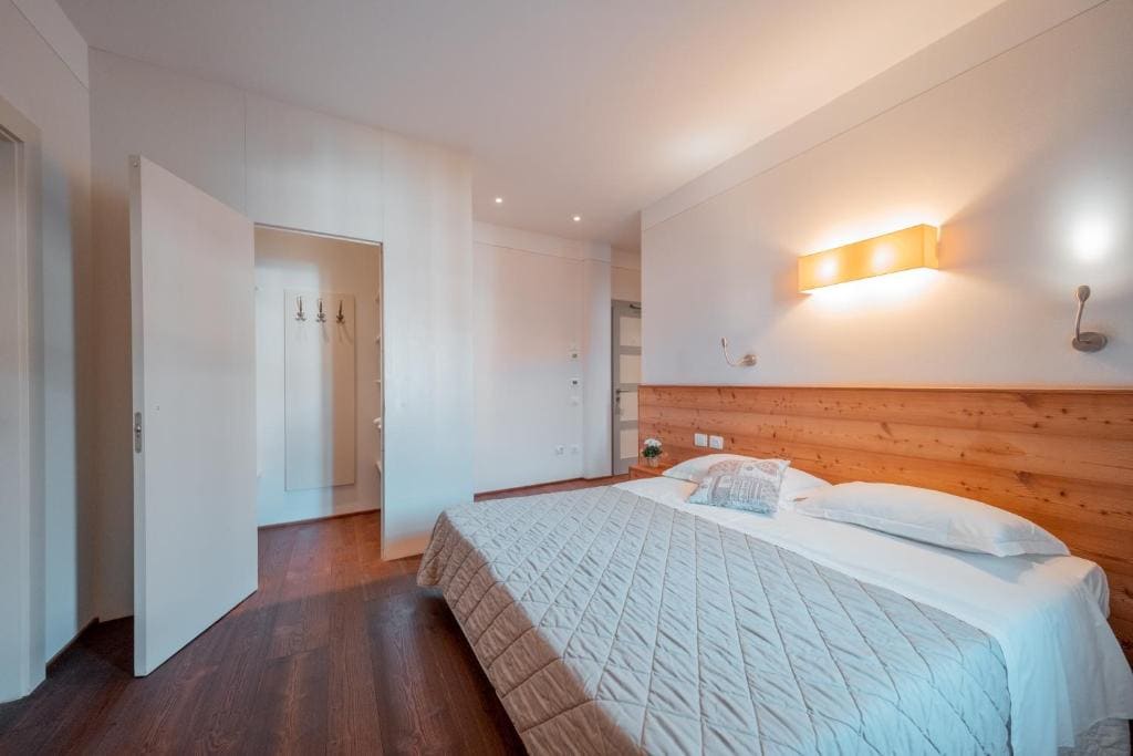 Quadruple Room room - Image 1