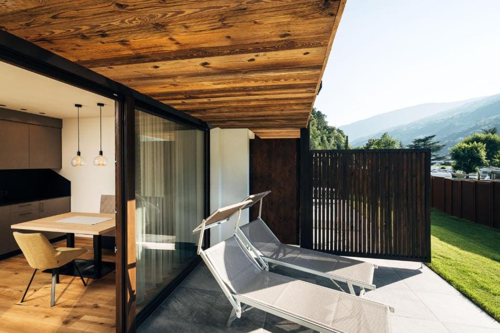 Deluxe Suite room - Image 2