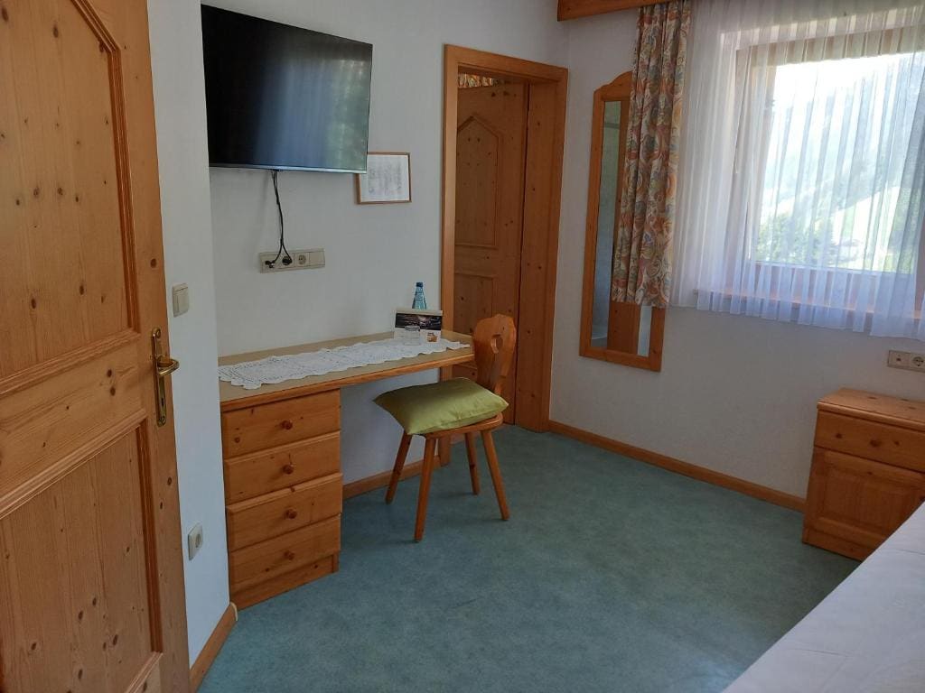 Economy Single Room room - Image 3