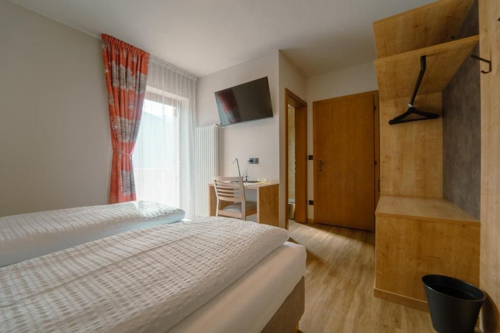 Superior Double Room room - Image 1