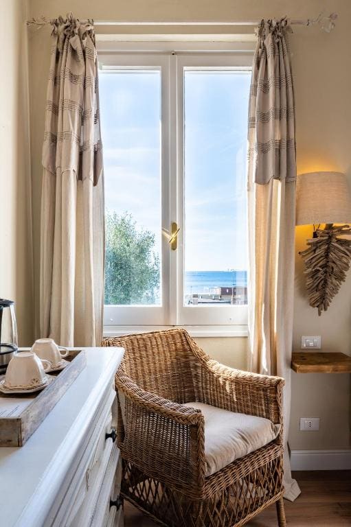 Classic con Vista mare room - Image 2