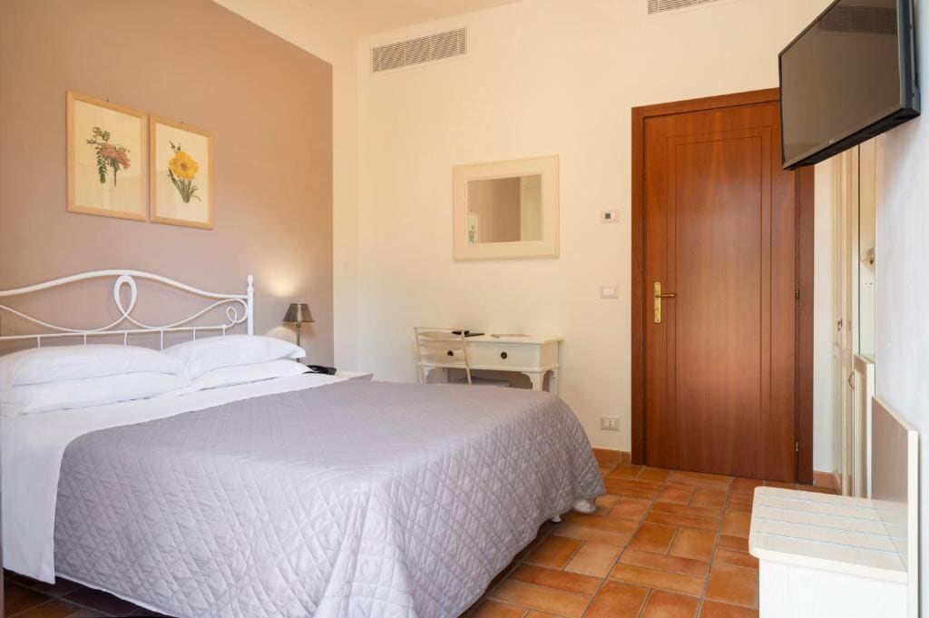 Double Room room - Image 3