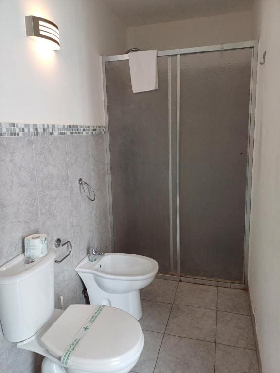 Double or Twin Room with Private Bathroom room - Image 2