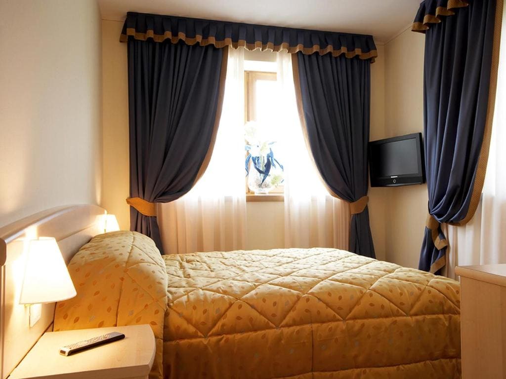 Deluxe Double Room room - Image 1
