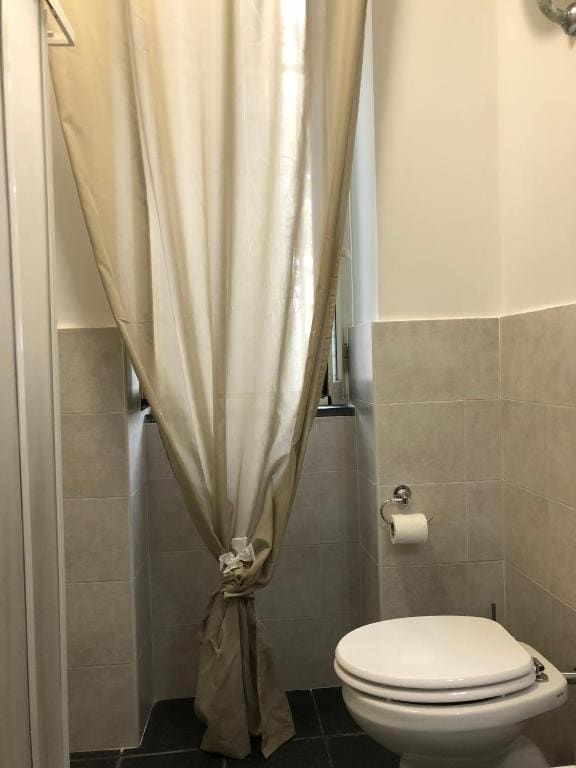 Standard Triple Room room - Image 2