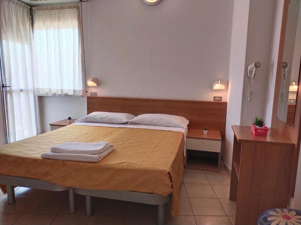 Double Room room - Image 2