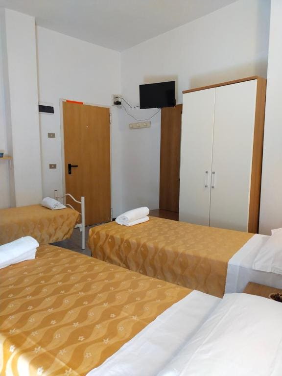 Triple Room room - Image 3