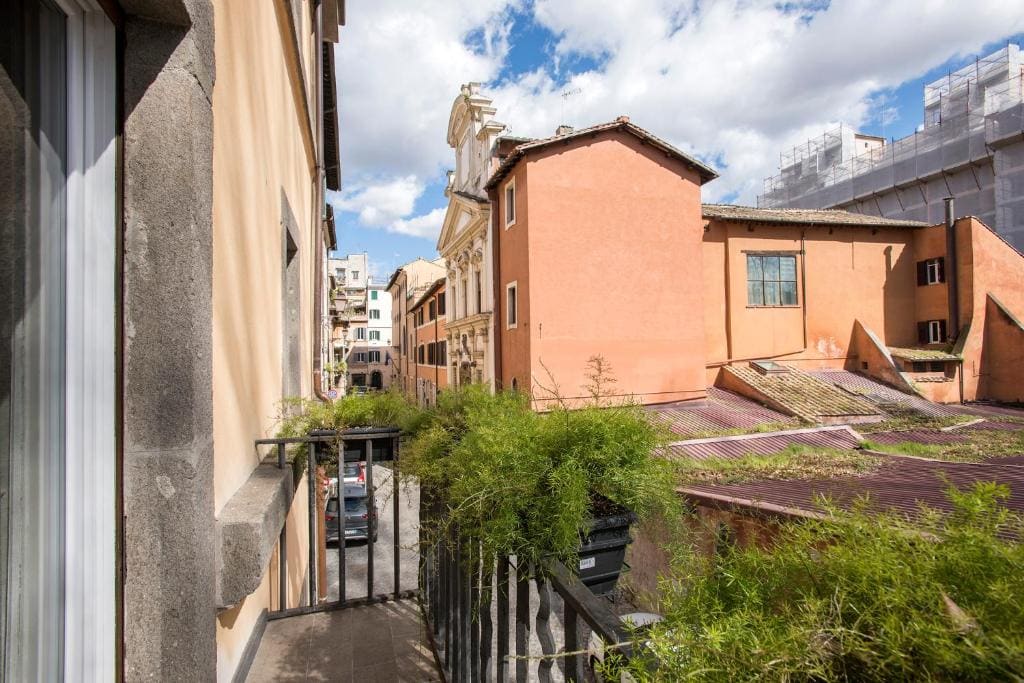 Apartment with Balcony room - Image 3