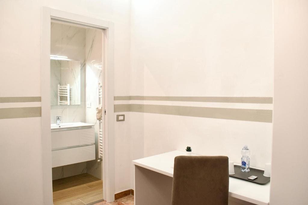Quadruple Room with Private Bathroom room - Image 2