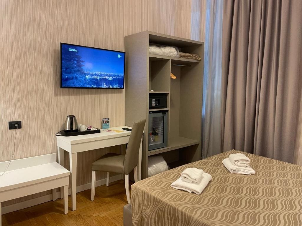Economy Double Room room - Image 1