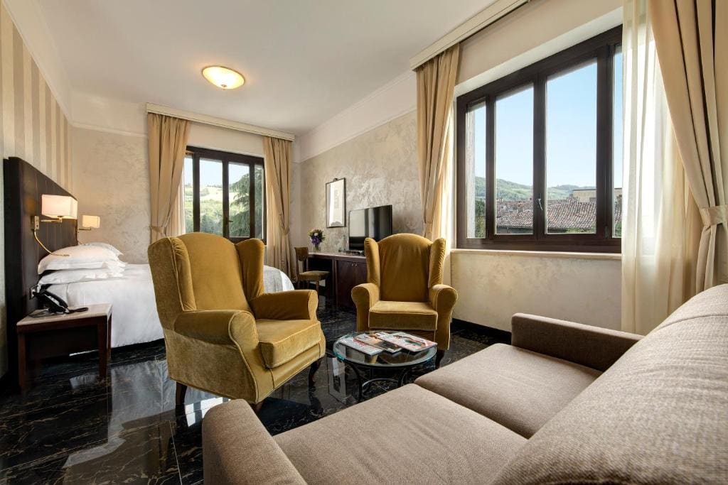 Prestige Triple Room room - Image 3