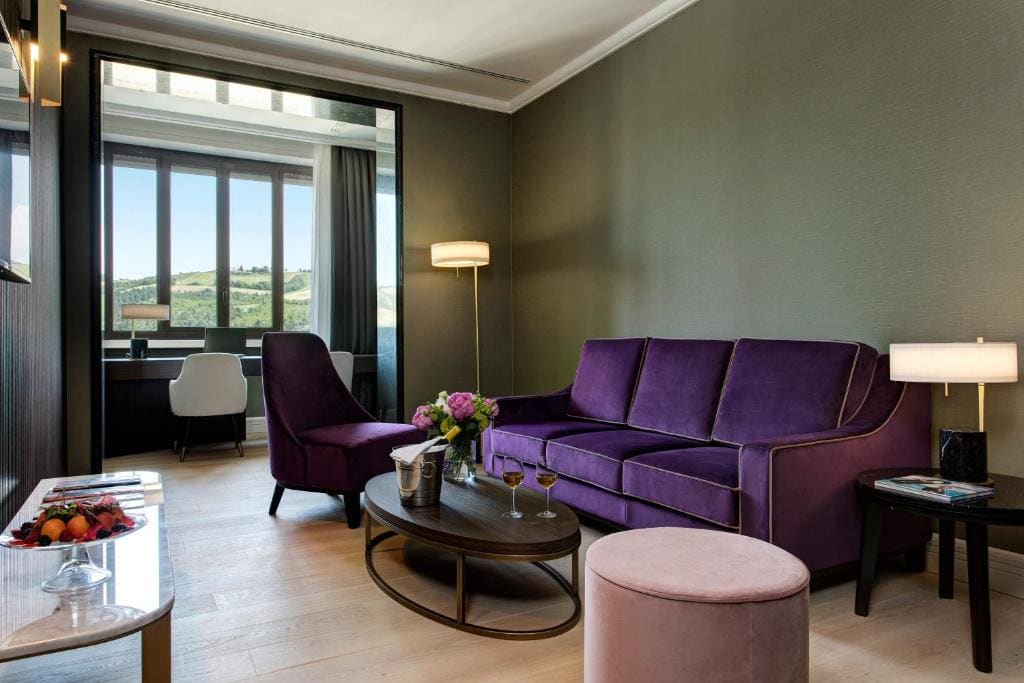 Suite room - Image 3