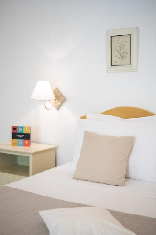 Deluxe Quadruple Room with Terrace and Sea View room - Image 1