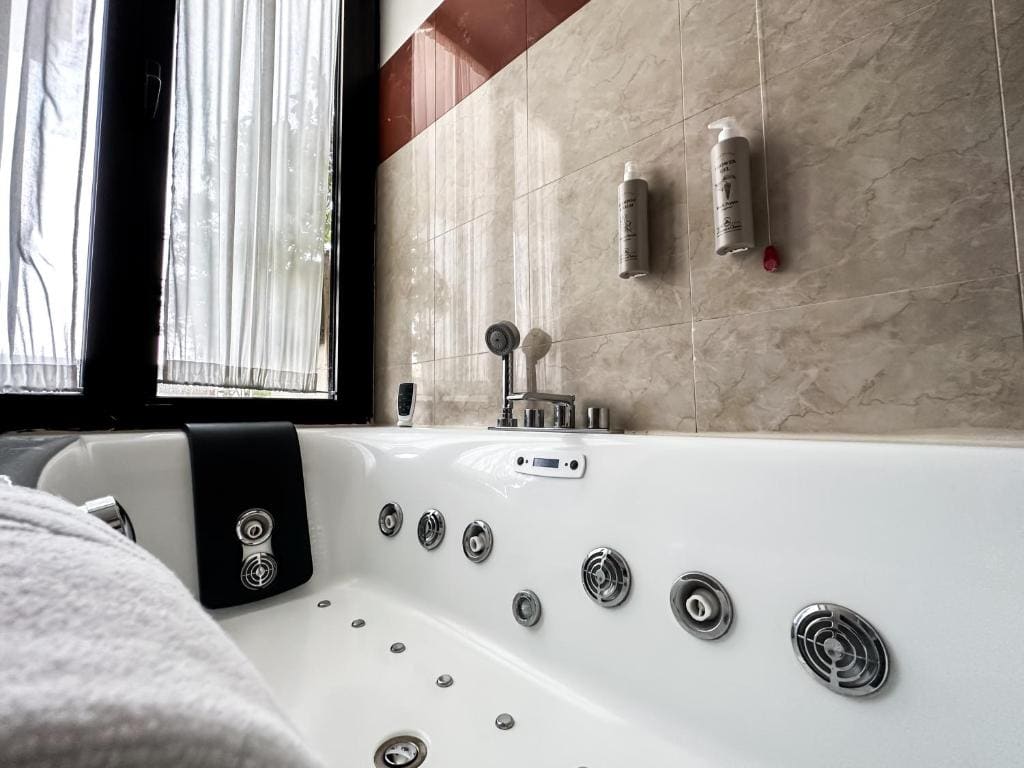 Junior Suite room - Image 3