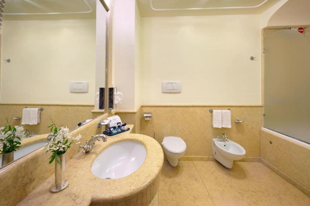 Double or Twin Room room - Image 1
