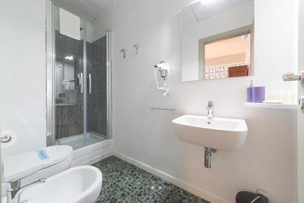 Superior Double Room room - Image 3