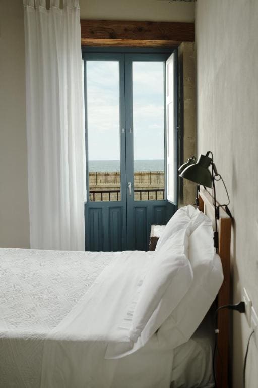 Superior Double or Twin Room with Sea View room - Image 1