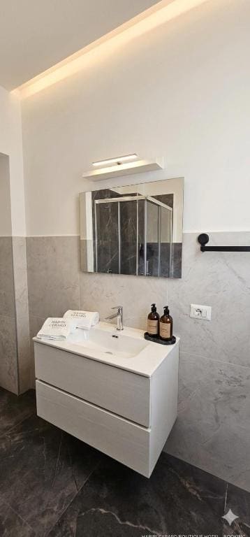 Deluxe Studio room - Image 2