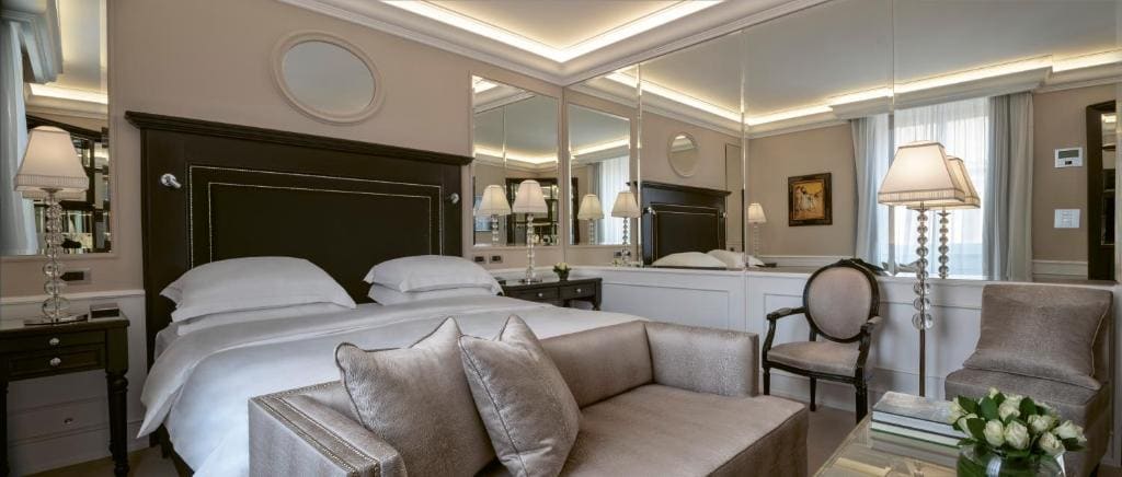 Grand Deluxe Double Room room - Image 2
