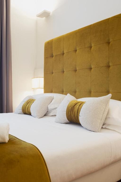 Deluxe Double or Twin Room room - Image 2