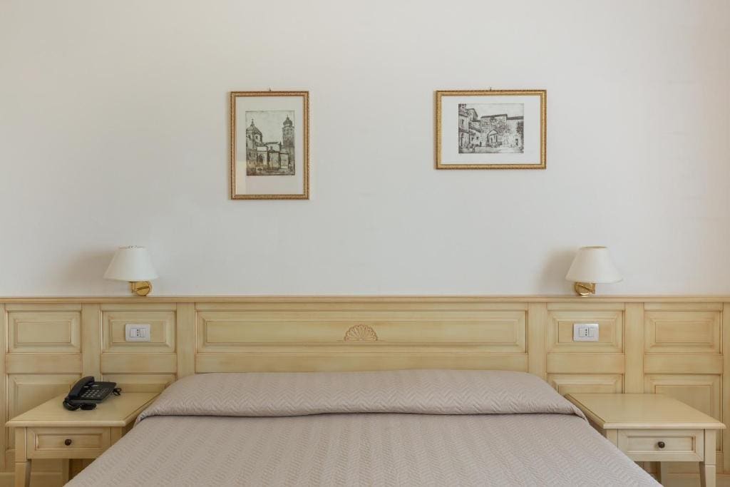 Double or Twin Room room - Image 2