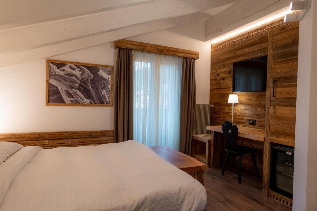 Deluxe Double Room with Balcony room - Image 1