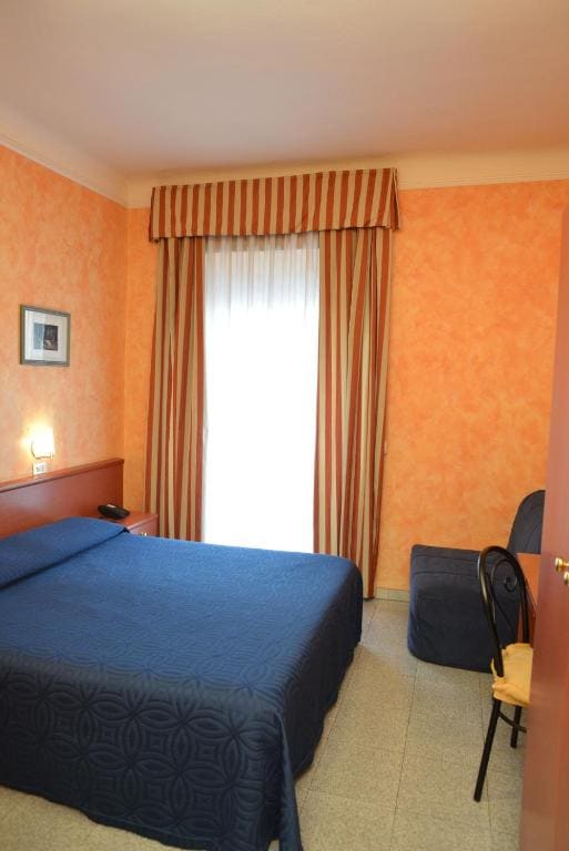 Double Room room - Image 2