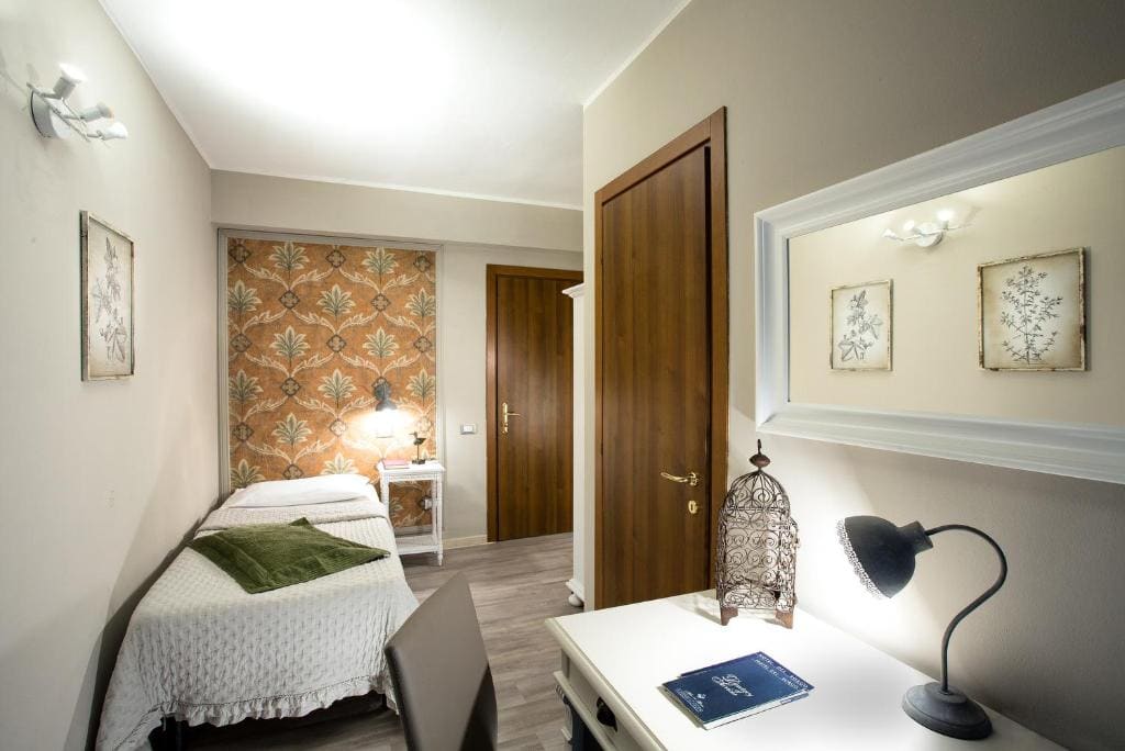 Double or Twin Room room - Image 1