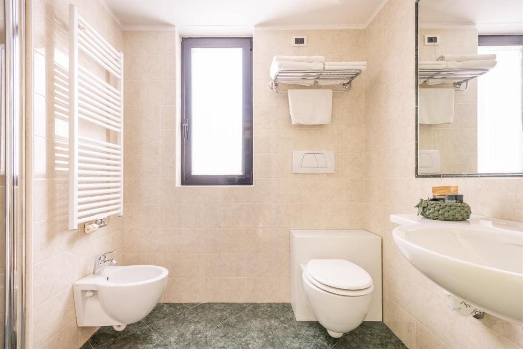 Superior Double Room with Terrace room - Image 3