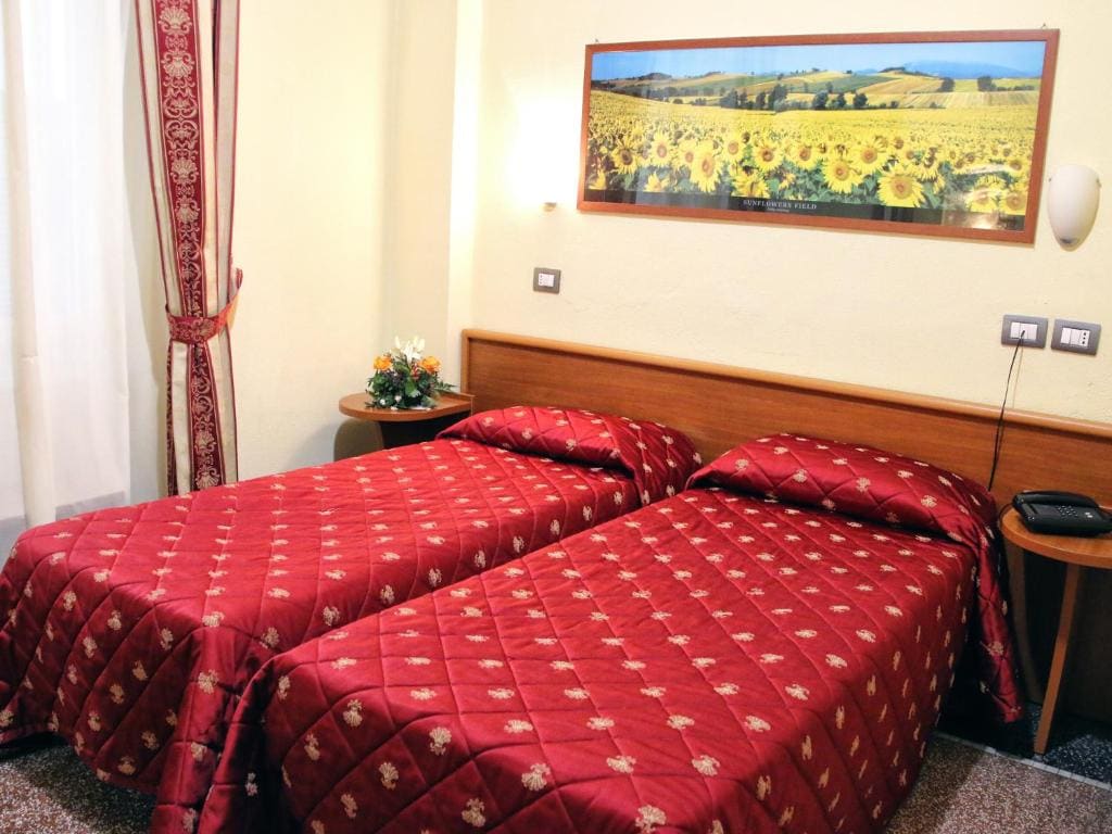 Twin Room room - Image 1