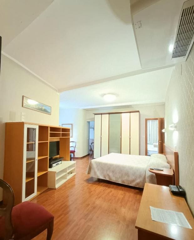 Quadruple Room room - Image 1
