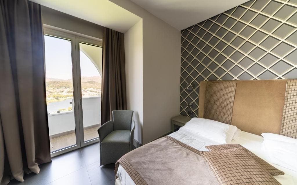 Superior Double Room room - Image 3