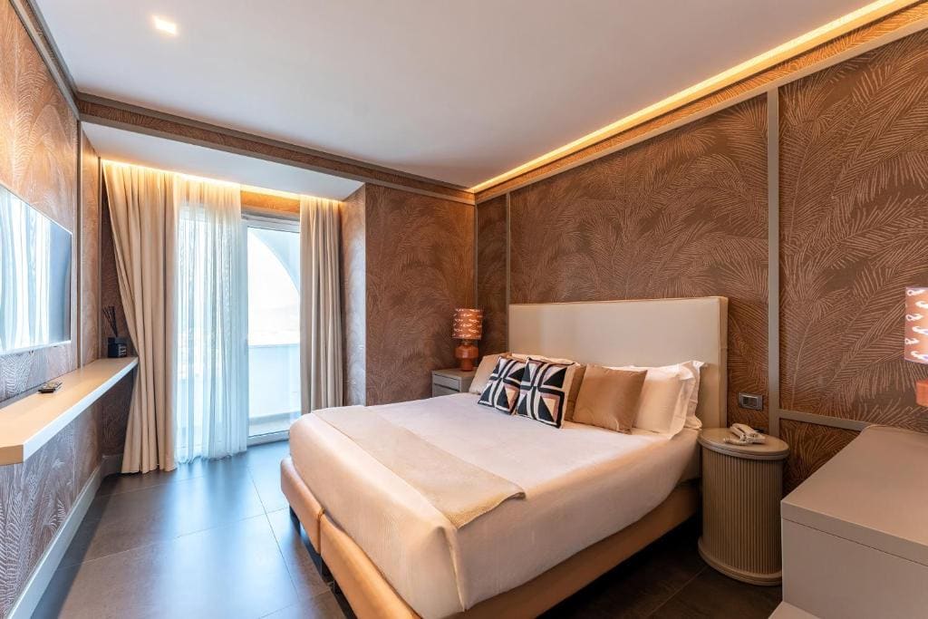 Superior Double Room room - Image 2