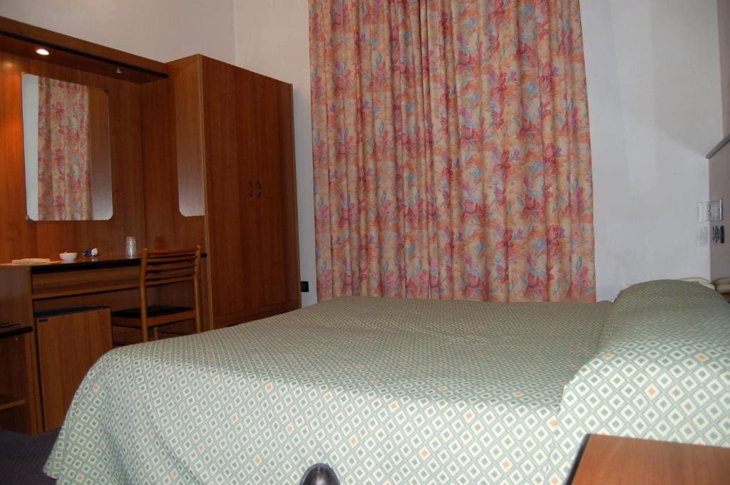 Standard Double Room room - Image 1