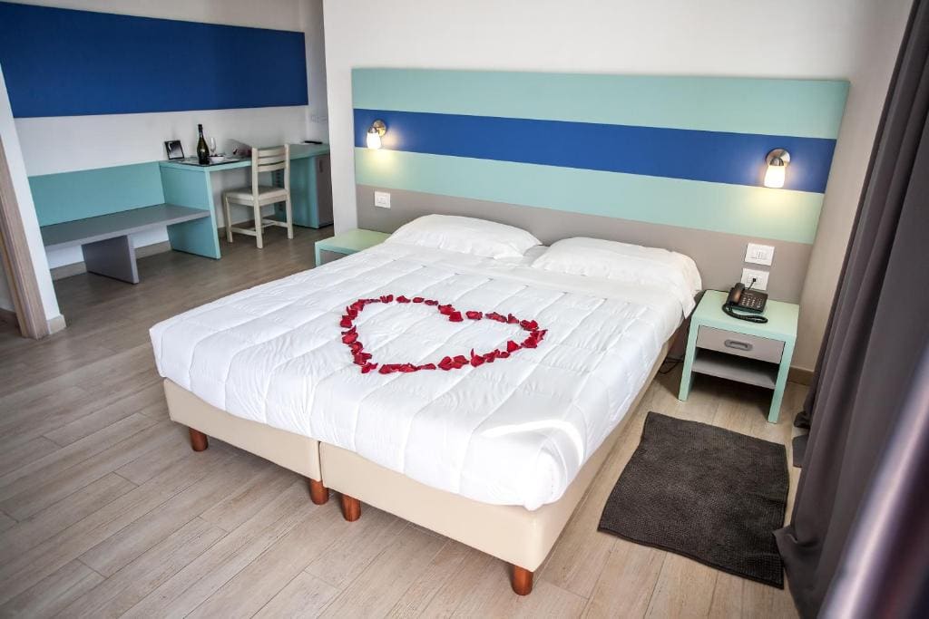 Suite (2 Adults) room - Image 2