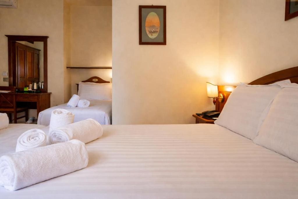 Quadruple Room room - Image 1