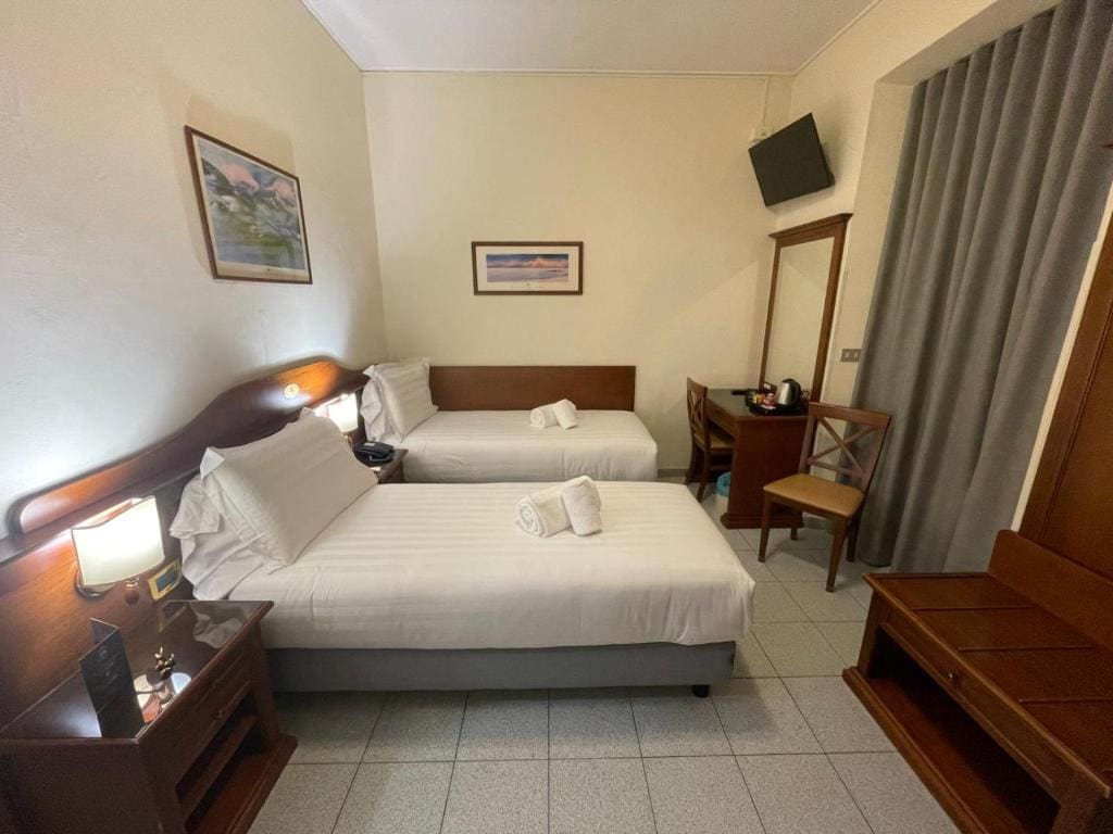 Twin Room room - Image 1