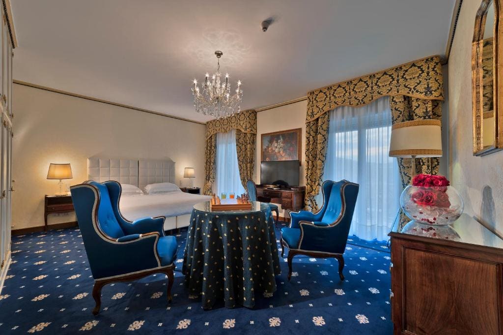 Superior Suite room - Image 2