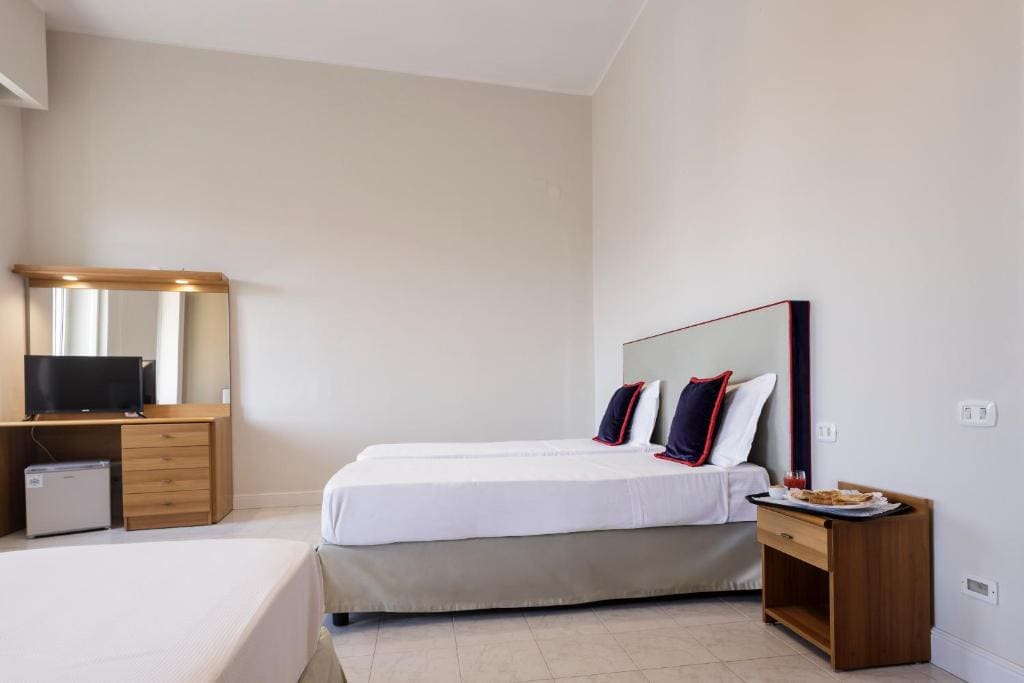 Triple Room room - Image 3