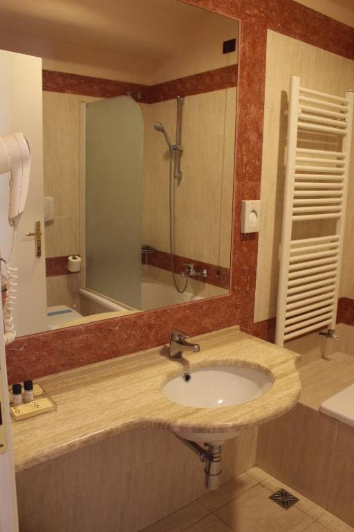 Triple Room room - Image 3