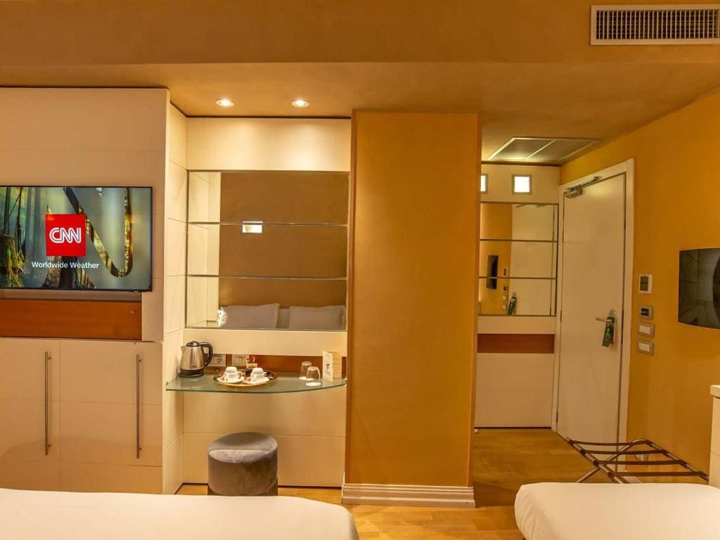 Standard Triple Room room - Image 3