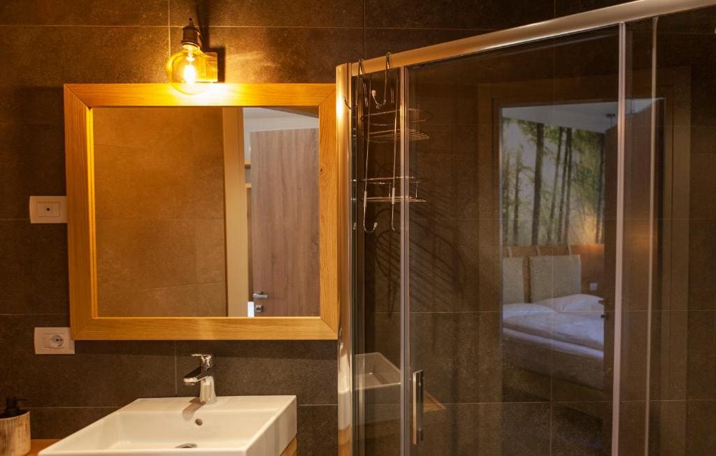 Superior Double or Twin Room room - Image 1